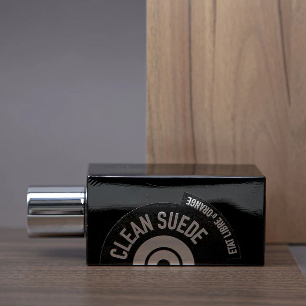 Smooth leather perfumes: Clean Suede by Etat Libre d'Orange